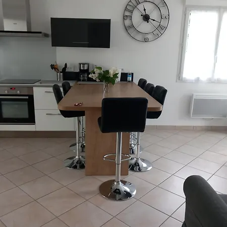 Belle Maison Avec Grand Jardin Holiday home Audenge